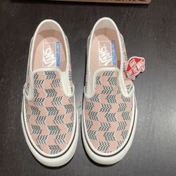 Vans Slip on size 8
