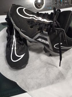 Kids' ball playing shoes like new