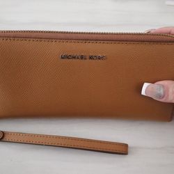 Michael Kors Camel Brown Zip Around Wallet