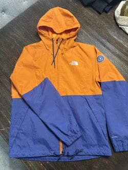 THE NORTH FACE OUTWEAR JACKET WIND BREAKER SIZE M COLOR ORANGE/PURPLE