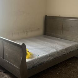 Full bed With Box Spring Mattress 