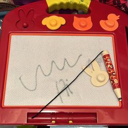 Magnetic Drawing Toy