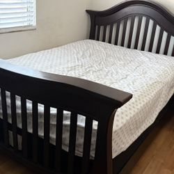 Solid Wood Full Size Bed Set With Box And Mattress 