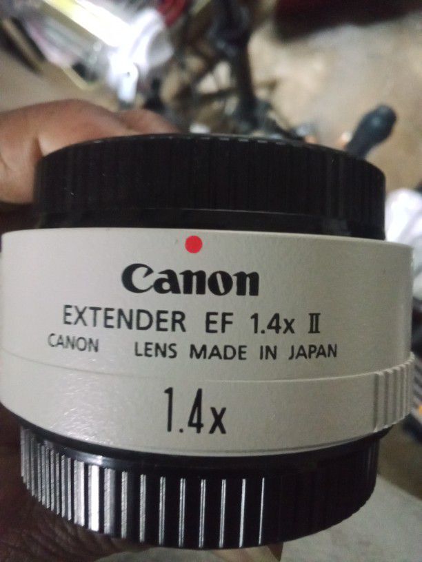 Canon Extender Lens 