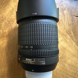 Nikon AF-S DX 18-105mm f/3.5-5.6 G ED VR Lens