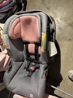 2 Car Seats