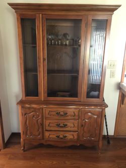 Antique hutch 100% pure Oak wood