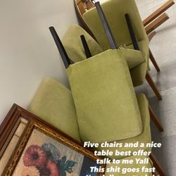 Table N Chairs 
