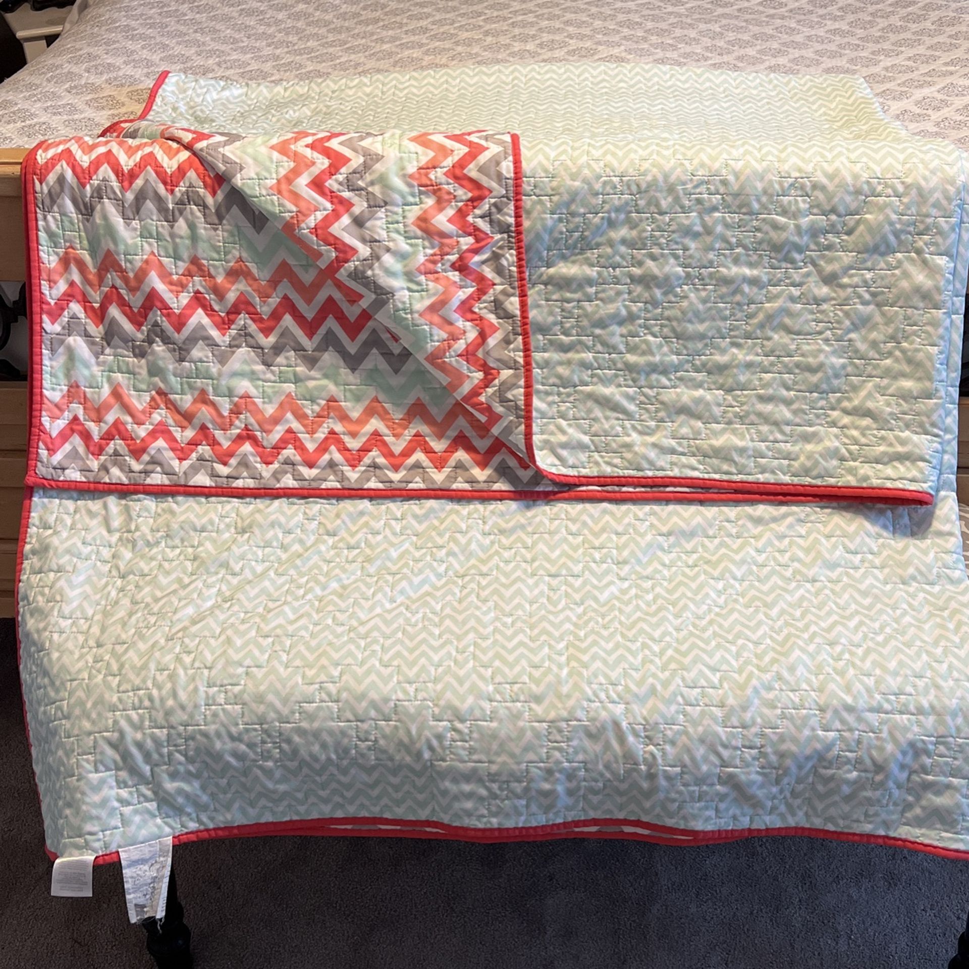 Queen size reversible quilt