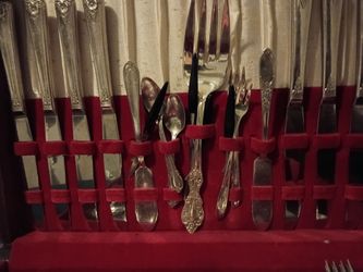 Silver cutlery set