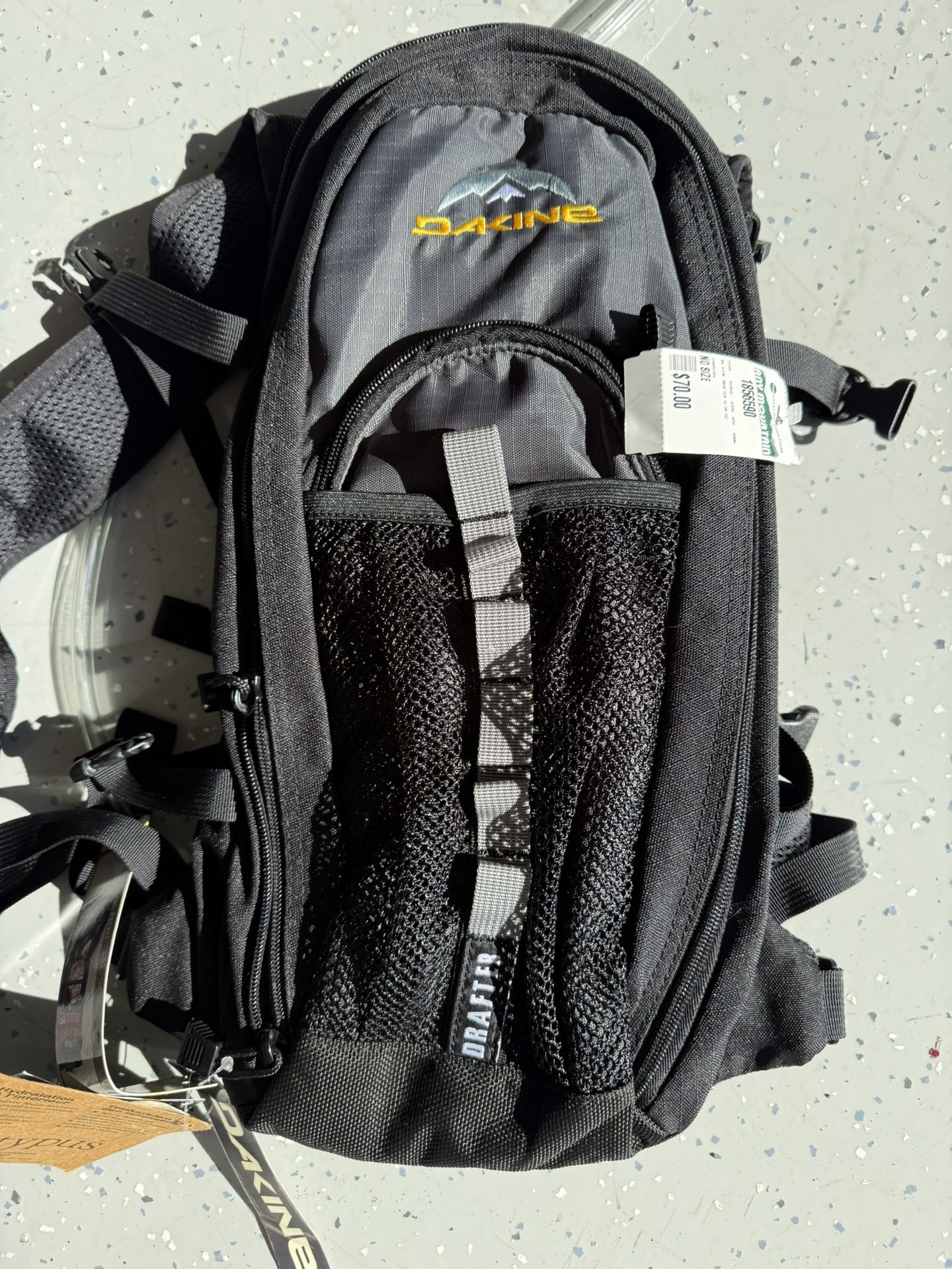 Dakine Hydration Water Backpack New With Tags