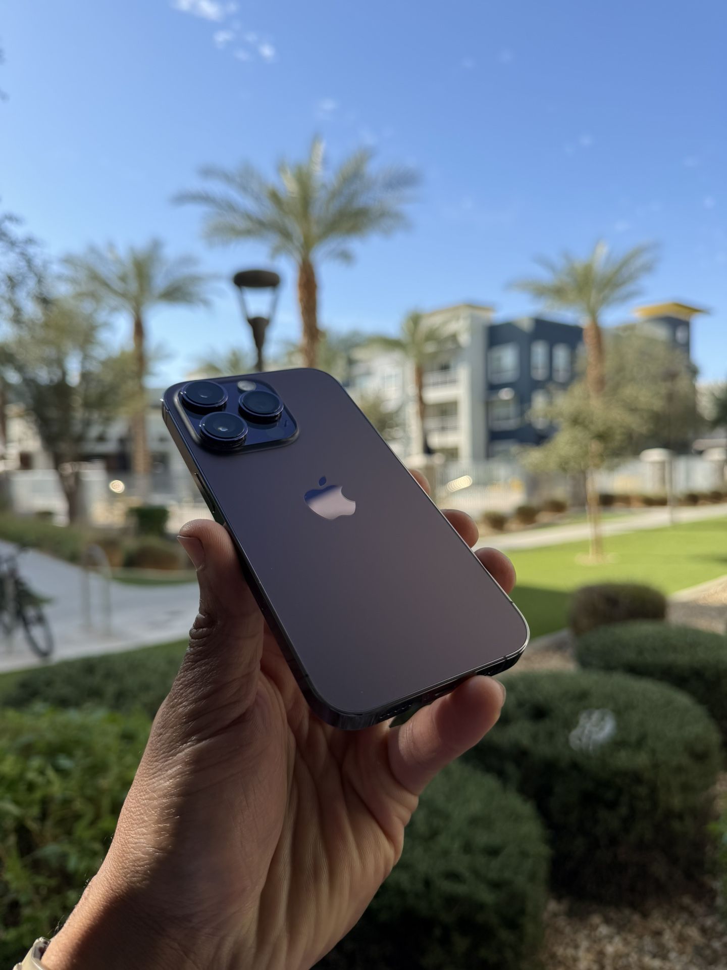 iPhone 14 Pro “Purple” 128 GB