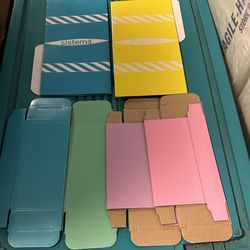 6 Small Gift Boxes 