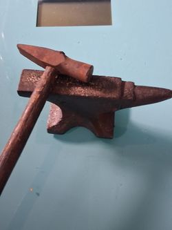 Antique Jeweler Anvil/Hammer