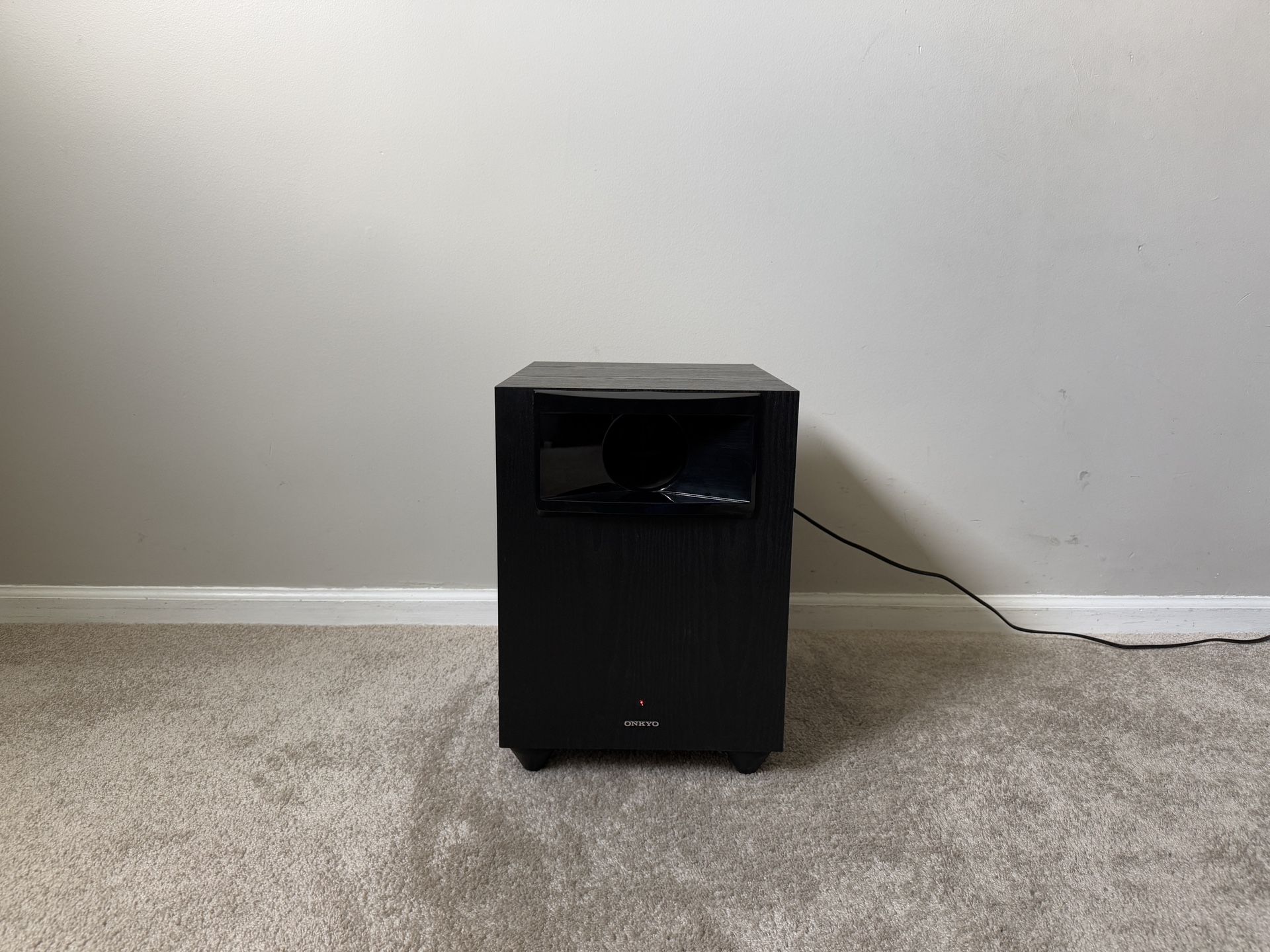Onkyo SKW-570 Home Theater Powered Active Subwoofer 10" Woofer