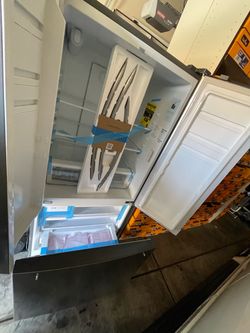 Refrigerator frigadire bran new