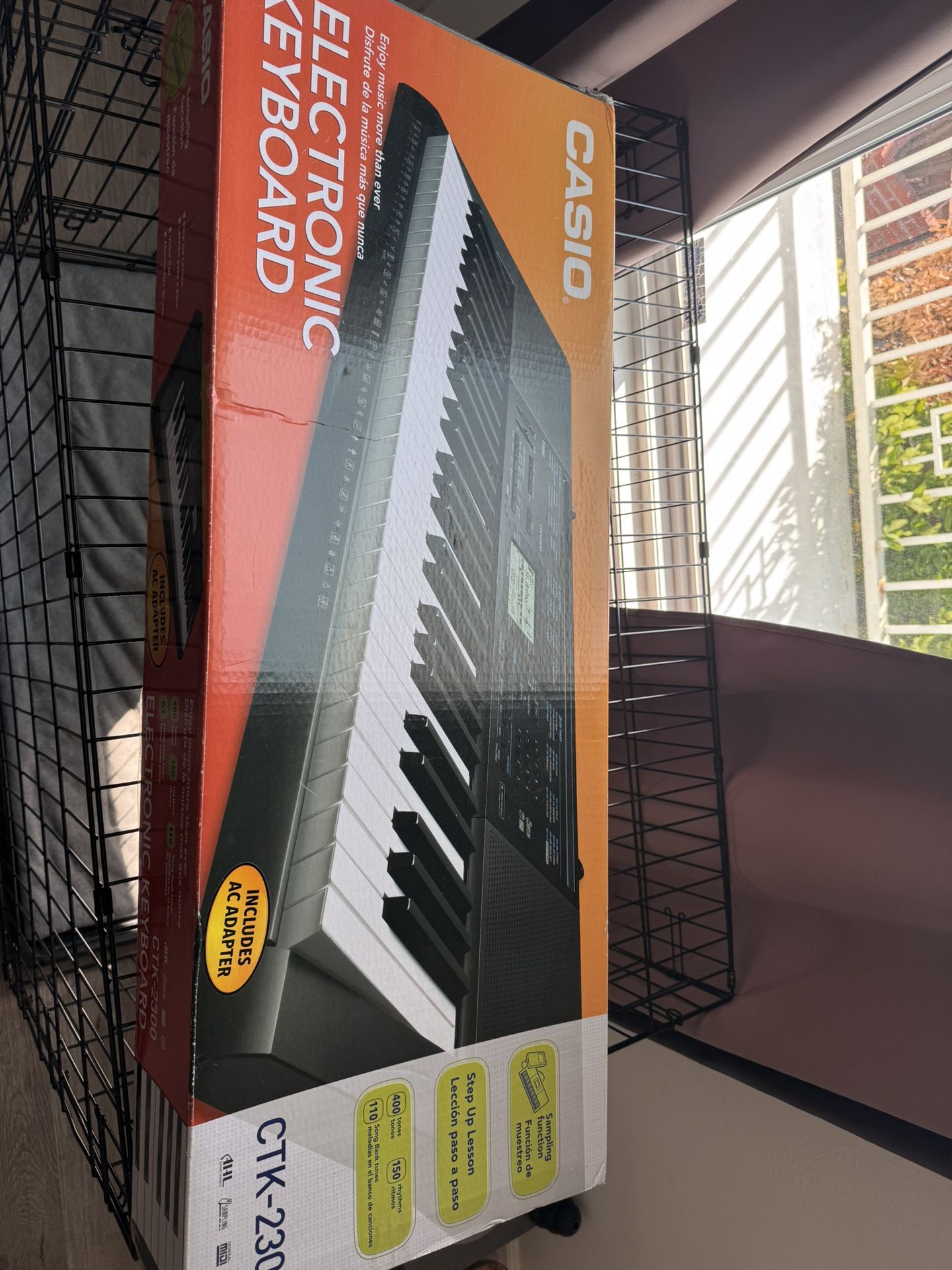 Casio electronic keyboard piano 61 key