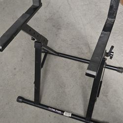 On-stage Mpc Stand Used But In Good Condition 
Pick up in Sun Valley 