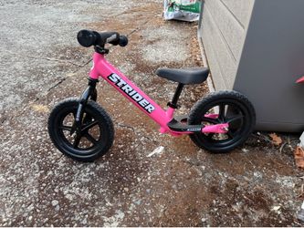 Strider 12 Sport balance bike