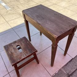 Little Desk With Bench, Wood In Good Condition. Azusa 