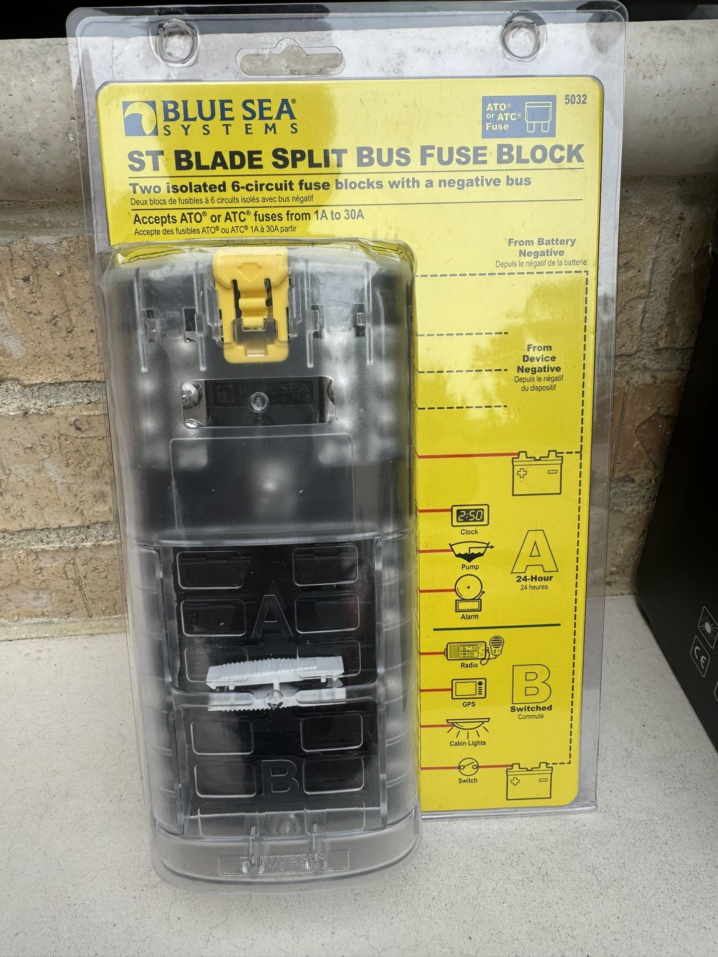 Blue Sea Systems 5032 ST Blade Fuse Block Dual 12 with Ground and Cover