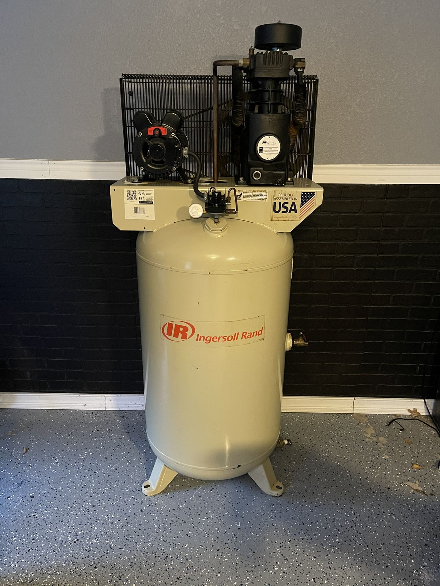 80 Gallon Ingersoll Rand air compressor For Sale.