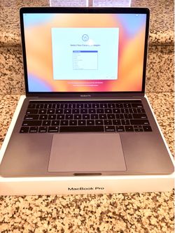 2017 MacBook Pro 13” 3.1ghz 16GB ram 512GB SSD Touch Bar