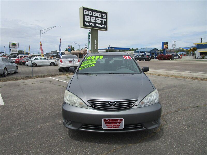 2006 Toyota Camry Standard