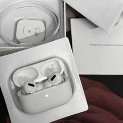 Apple AirPod 4