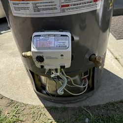 Water Heater In Good Conditions 