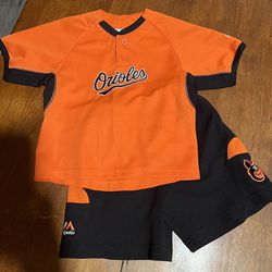 MLB Orioles Outfit
