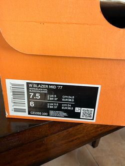 Women’s Nike Blazer