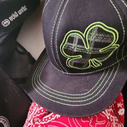 Live Lucky 4 Leaf Clover Baseball Cap