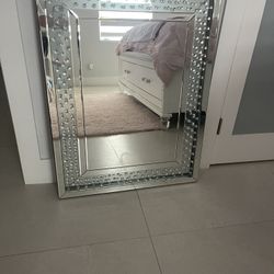 Trendy Bling Mirror 