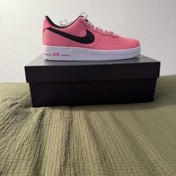 Nike Air Force 1'07 LV8 "Pink Gaze"