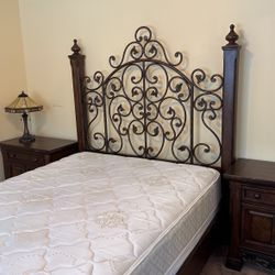 Queen Bed, Dresser, 2 Nightstands