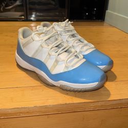 Air Jordan 11 Retro UNC Low Columbia 2017 Used Size 13
