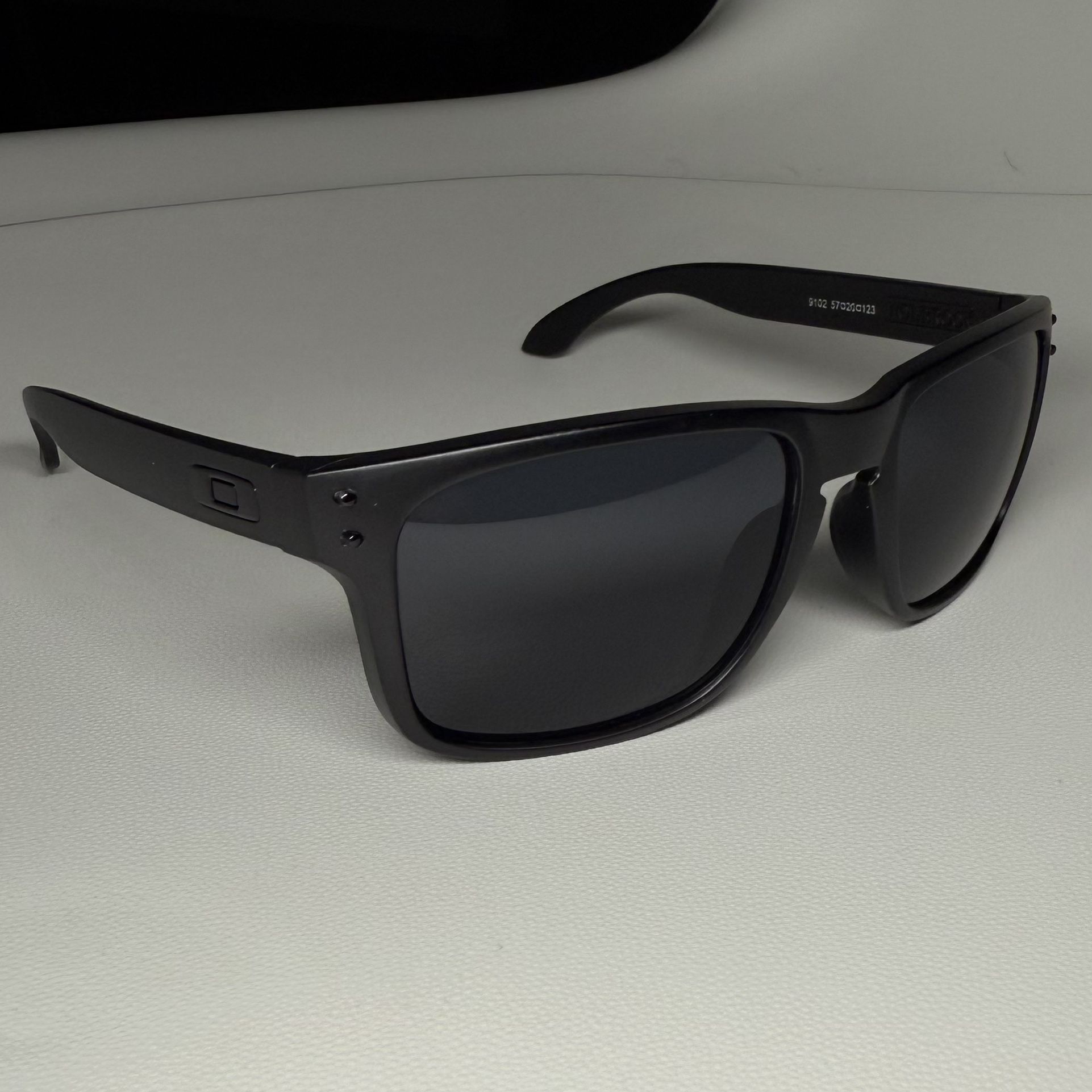$20 NEW SUNGLASSES