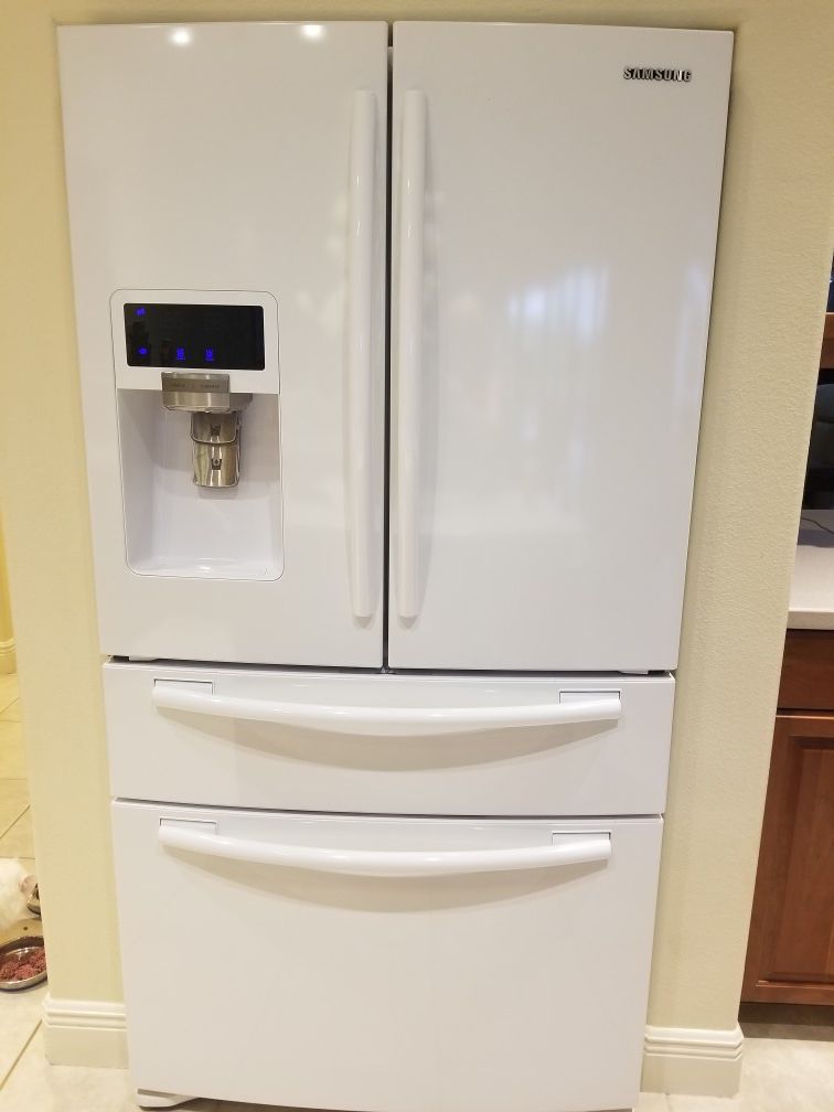 Samsung Refrigerator $600 OBO