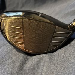 Titleist TSi3 9 Degree RH New Regular Flex