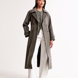 Abercrombie & Fitch  Trench Coat