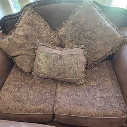 Vintage Looking Loveseat
