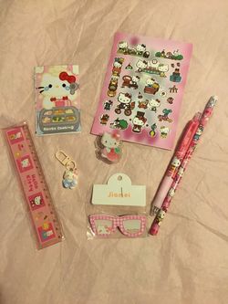Hello Kitty Stationery Bundle Set