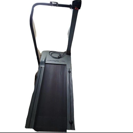 Lifestyler 8.0 ES Treadmill 1.5 HP DC Motor 0-8 MPH Control Auto Incline XStrid