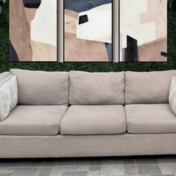 (Free Delivery 🚚 ) American Furniture Grey Couch