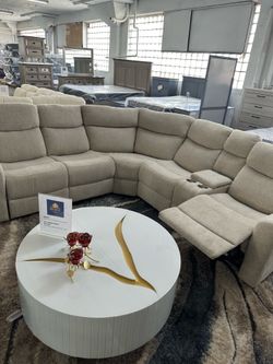 Grey manual reclining sectional (new)