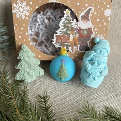 ✨ Handmade Soap Gift Set — “Winter Ornament Story”