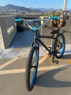 Throne bike