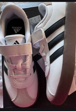 Adidas VL Court 3.0 Kids Shoes – Size 2.5