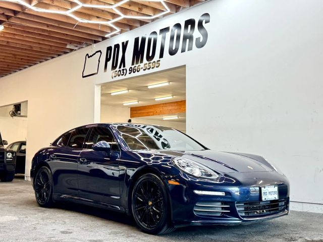 2016 Porsche Panamera